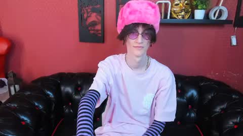 john__strong online show from June 2026 10:35:01 AM