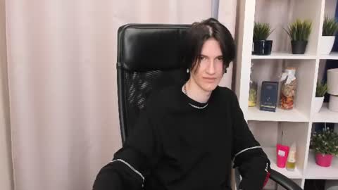 john__strong online show from June 2026 09:29:01 PM