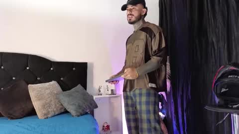 John  online show from November 2025 11:09:01 AM