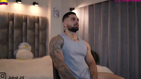 john online show from November 2025 11:27:01 PM