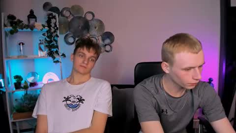 Snapshot of john_lik chatting on March 2026 08:45:02 PM John online show from March 2026 08:45:02 PM