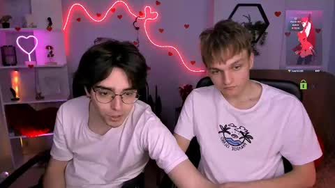 Snapshot of john_lik chatting on March 2026 01:15:02 PM John online show from March 2026 01:15:02 PM