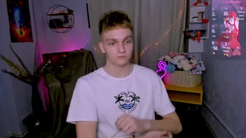 Snapshot of john_lik chatting on March 2026 07:03:01 PM John online show from March 2026 07:03:01 PM