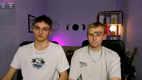 Snapshot of john_lik chatting on April 2026 12:17:02 PM John online show from April 2026 12:17:02 PM