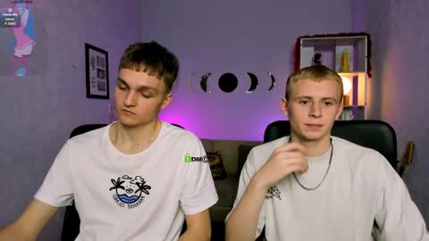 Snapshot of john_lik chatting on April 2026 01:41:01 PM John online show from April 2026 01:41:01 PM