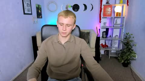 Snapshot of john_lik chatting on April 2026 09:14:01 AM John online show from April 2026 09:14:01 AM