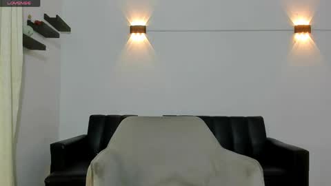 Snapshot of john_ssnow29 chatting on May 2026 12:13:01 PM john_ssnow29 online show from May 2026 12:13:01 PM