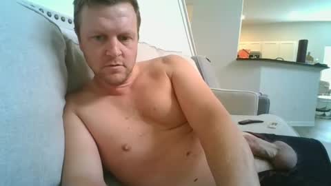 johnd101020 online show from November 2025 07:02:02 PM