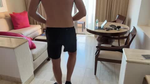 J online show from February 2025 08:50:01 PM