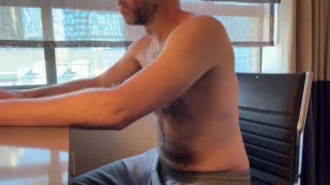 J online show from September 2025 01:45:01 PM