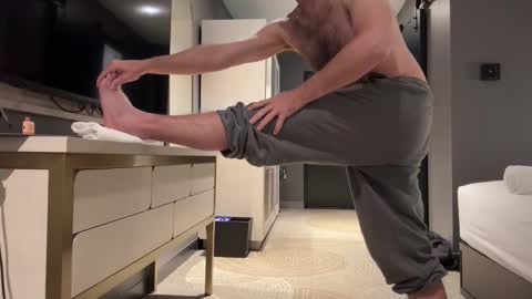 J online show from October 2025 08:59:01 AM