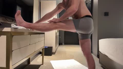 J online show from October 2025 08:26:01 AM