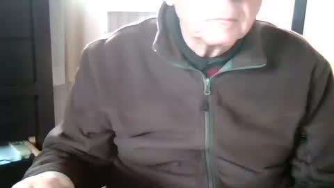 johnjohn6226 online show from December 2025 01:51:01 PM