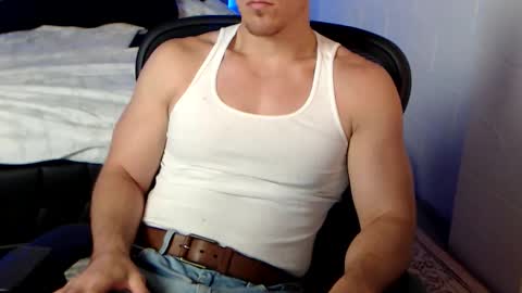 Snapshot of johnnieredd chatting on May 2026 07:09:02 PM Johnnie Redd online show from May 2026 07:09:02 PM