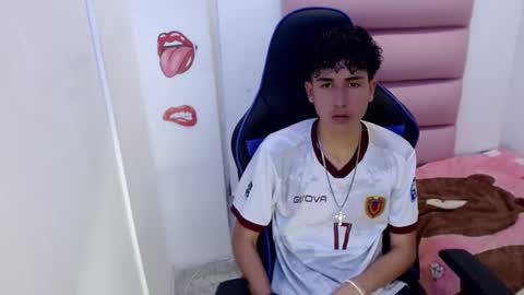 johnny_cagee online show from December 2024 04:36:02 AM