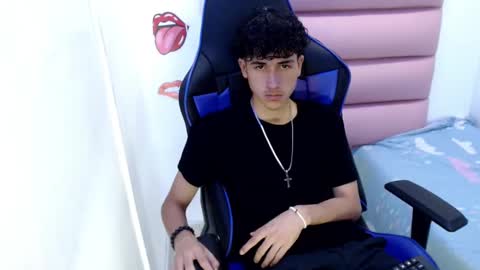 johnny_cagee online show from December 2024 03:59:02 AM