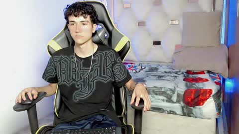 johnny_cagee online show from September 2025 03:52:01 AM