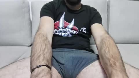 Snapshot of johnny_yaa chatting on December 2024 09:51:01 PM johnny_yaa online show from December 2024 09:51:01 PM