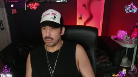 Snapshot of johnnyfromspace chatting on April 2026 07:51:02 AM Johnny from Space online show from April 2026 07:51:02 AM