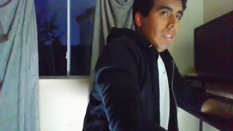 johnnyleos online show from June 2026 11:40:02 AM