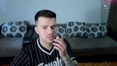 Johnny online show from March 2026 01:49:01 PM