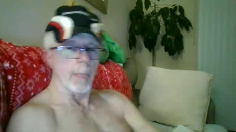 johnnyrocket12345678 online show from December 2024 04:41:01 AM