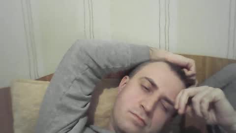 johnoreon online show from December 2024 06:11:01 PM