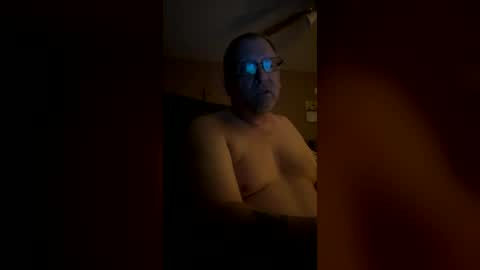 Snapshot of johnpetzoldt chatting on June 2026 04:14:02 AM johnpetzoldt online show from June 2026 04:14:02 AM