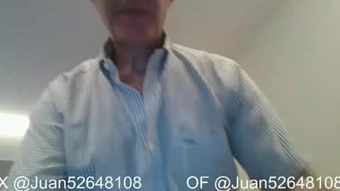Snapshot of johnq_23 chatting on May 2026 01:02:02 AM John online show from May 2026 01:02:02 AM