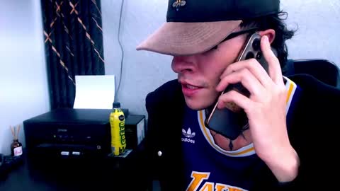 johnsonisaac94  online show from February 2025 07:32:02 AM