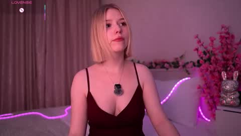 Paula online show from February 2026 08:05:01 PM