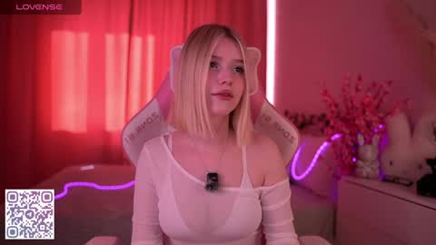 Paula online show from May 2026 04:08:01 AM