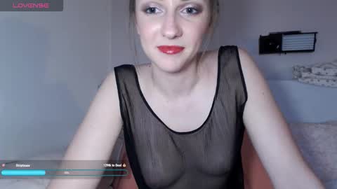 Snapshot of jolieroseeparis chatting on February 2026 04:44:01 PM Rose online show from February 2026 04:44:01 PM