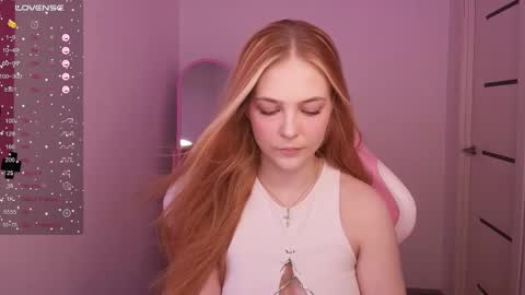 Polly  online show from February 2025 08:38:01 AM