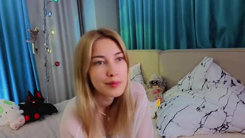 Viola online show from November 2025 11:32:02 AM