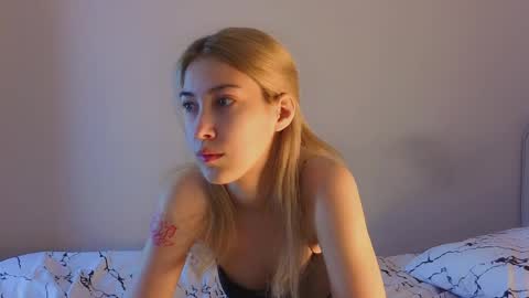 Viola online show from November 2025 11:05:01 AM