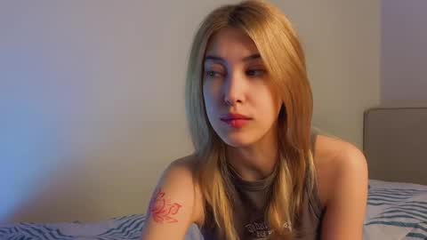 Viola online show from November 2025 11:01:02 AM