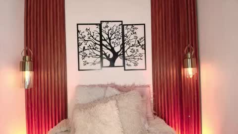 Jonas  online show from February 2026 05:19:01 AM