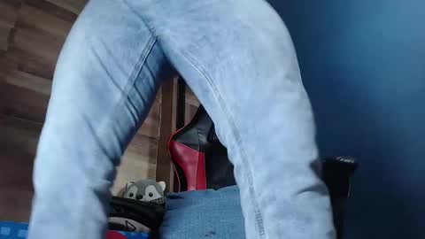 jonathancast08 online show from September 2025 03:01:02 PM