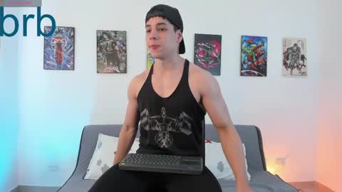 Instagram jonathanfit14 online show from May 2026 10:38:02 PM