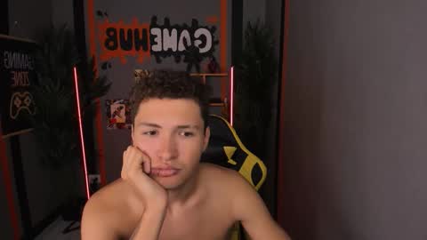 Jonny online show from October 2025 10:49:01 AM