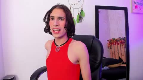 Snapshot of jonny_gilbert chatting on April 2026 09:08:02 PM jonny_gilbert online show from April 2026 09:08:02 PM