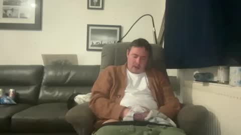 jonnybeeswax7376964133 online show from October 2025 09:03:01 PM