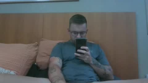 jonoy1995 online show from December 2024 07:47:01 AM