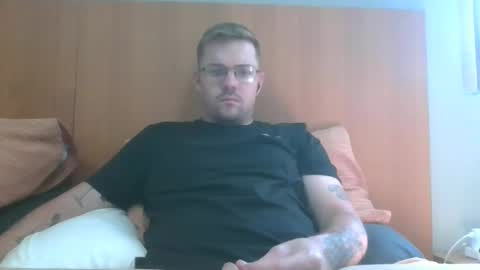 jonoy1995 online show from January 2025 04:58:01 AM