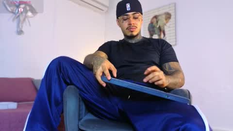 Jordan Smith online show from December 2025 09:23:02 PM