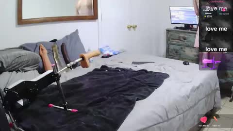 sissyjolicia online show from March 2026 02:03:01 AM