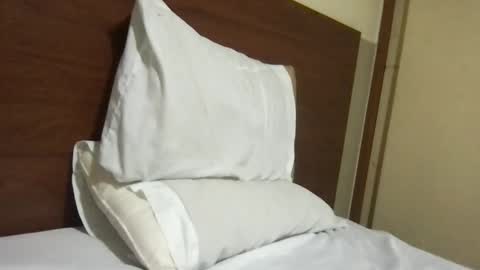 jose1234563 online show from April 2026 02:37:02 AM