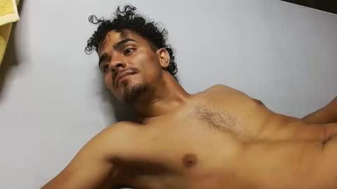 jose19980103 online show from February 2025 04:37:01 AM