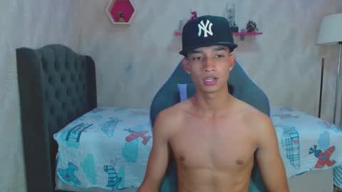 jose_sexycumm online show from March 2025 09:37:02 PM